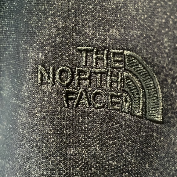 The North Face zip up fleece lined hooded jacket - Picture 4 of 8